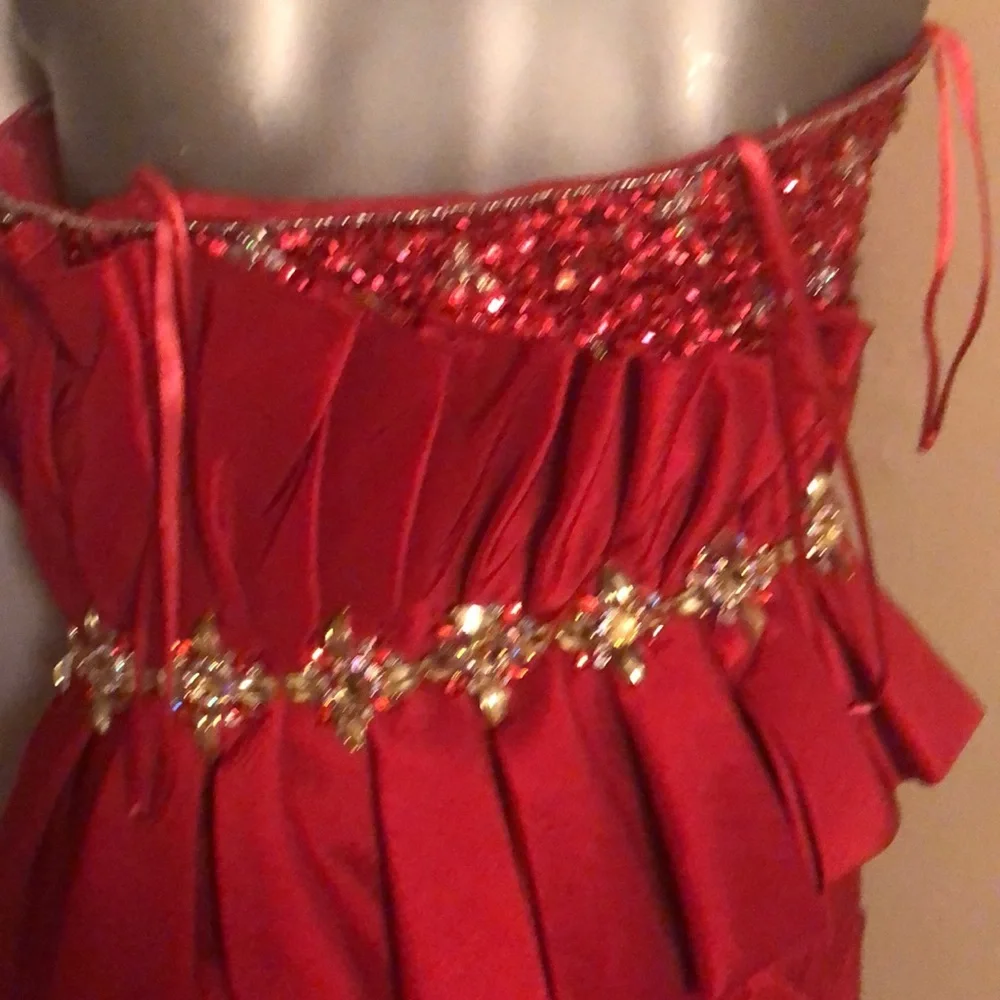 MacDuggal Couture Formal Dress - Picture 5 of 6